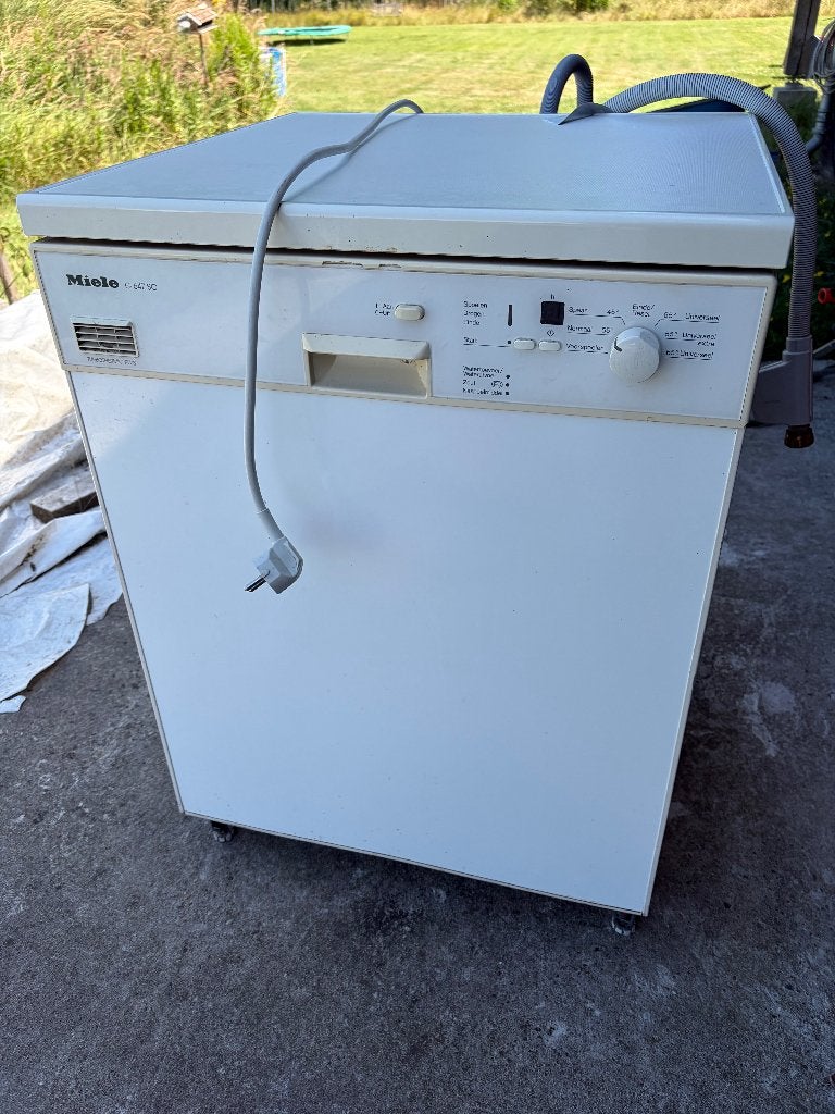 Miele vaatwasser, Ophalen, Gebruikt, Minder dan 85 cm, 45 tot 60 cm
