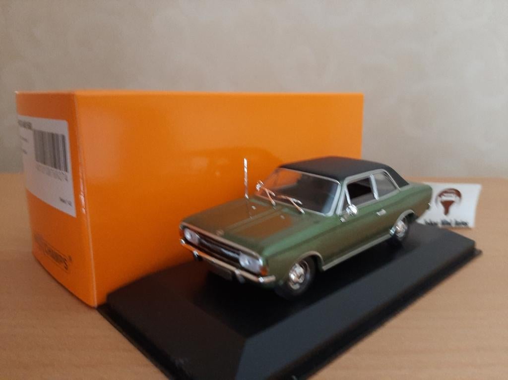 Opel Commodore A 1970 Groen Metallic van Maxichamps 1:43, Overige merken, Auto, Nieuw, Ophalen of Verzenden