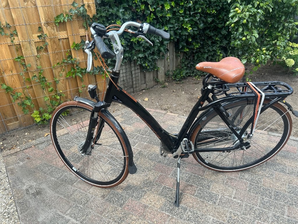 Damesfiets Sparta, Ophalen, Gebruikt, Sparta, Versnellingen