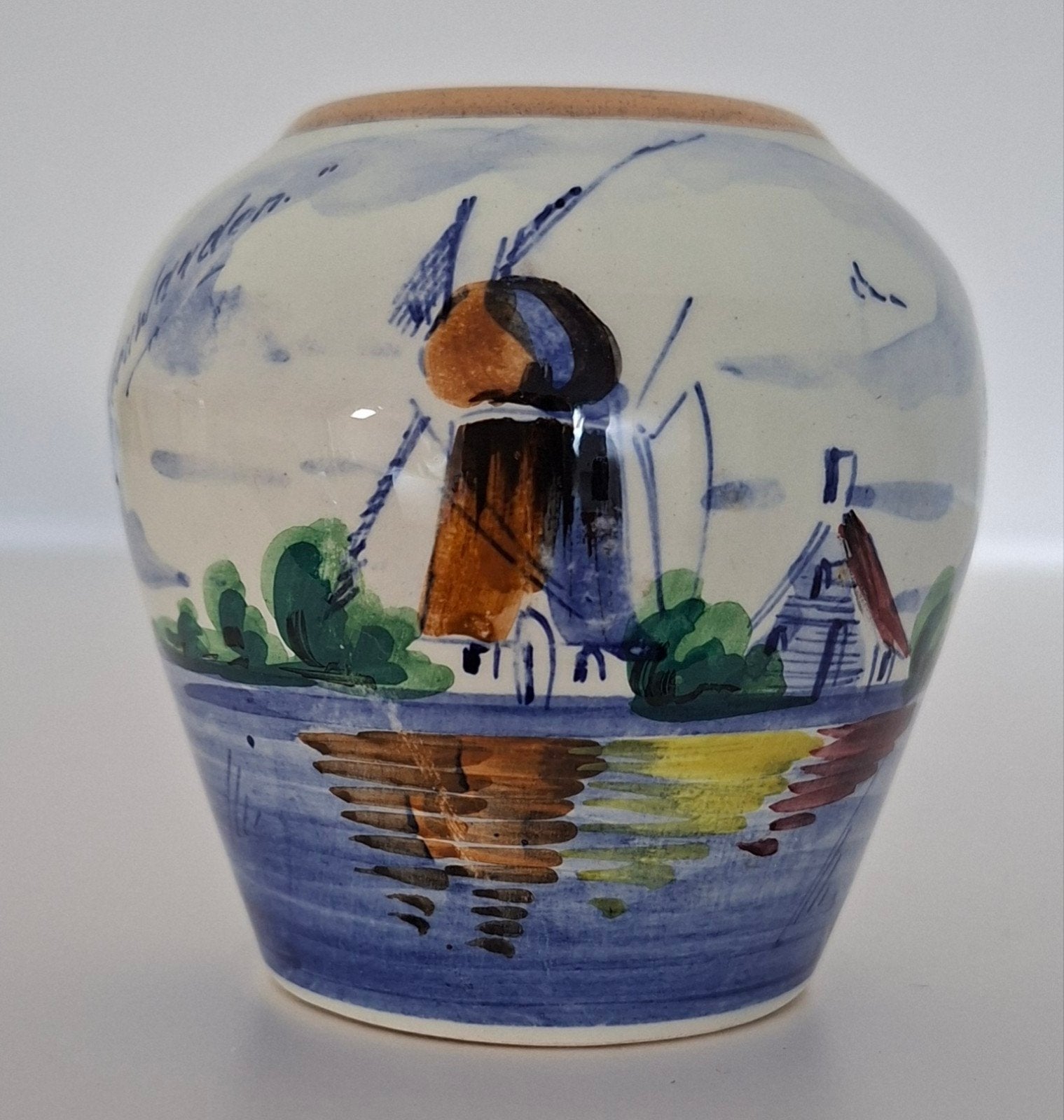 Colored Delfts Blue Souvenir Vaasje van  Leeuwarden, Ophalen of Verzenden