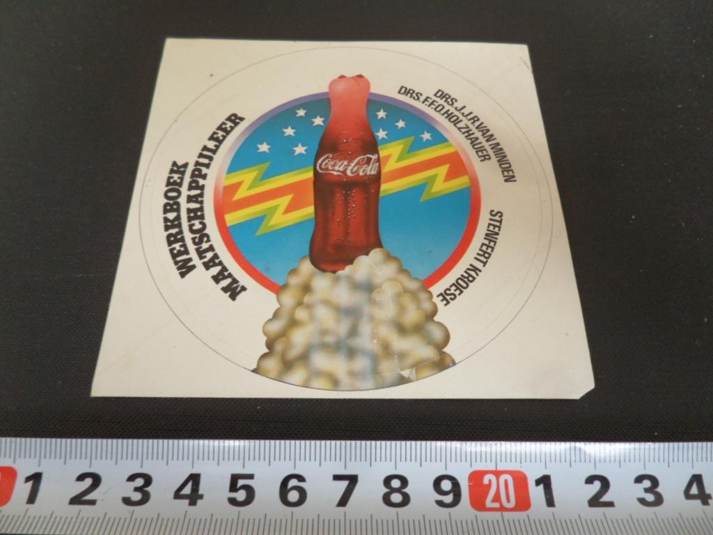 sticker Frisdrank Coca Cola werkboek maatschappijleer, Ophalen, Zo goed als nieuw