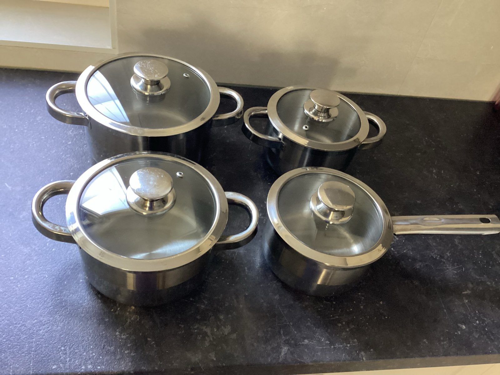 Sola pannenset - Gebruikt maar in goede staat, Ophalen, Gebruikt, Met deksel, Pannenset