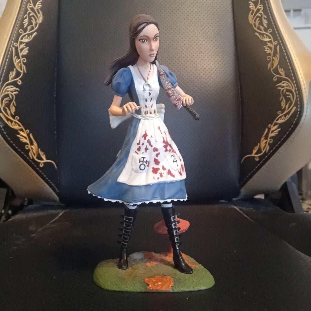 Alice Madness Returns Statue, Spelcomputers en Games, Gebruikt, 1 speler, Vanaf 12 jaar, Ophalen