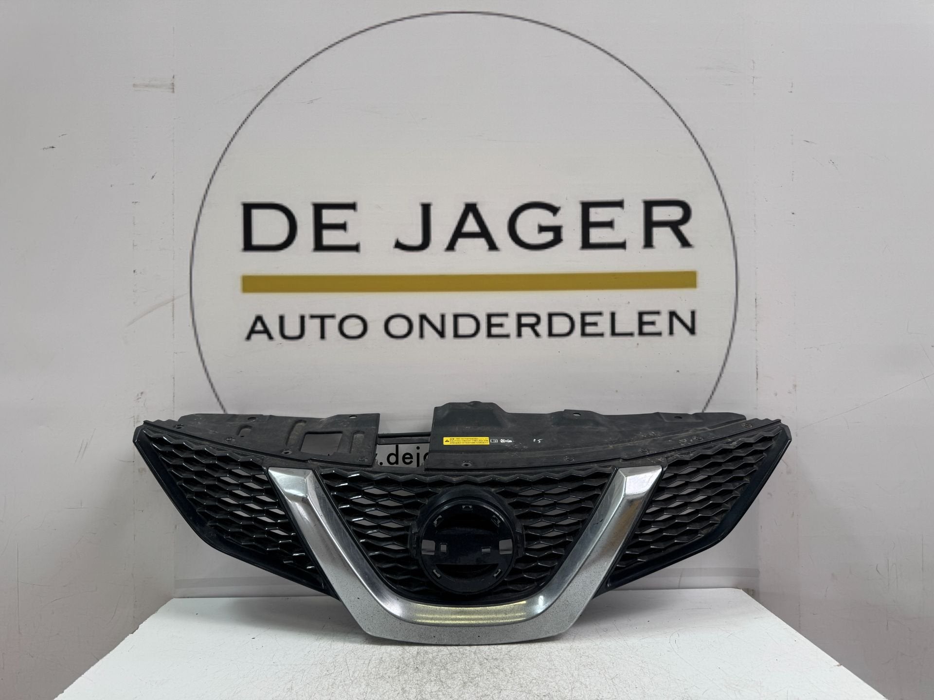 NISSAN QASHQAI J11 GRIL GRILLE 2014+, Auto-onderdelen, Voor, Takashima 1-chome 1-1
220-8686  Yokohama, Ophalen of Verzenden, NISSAN_SR@mail.nissan.co.jp