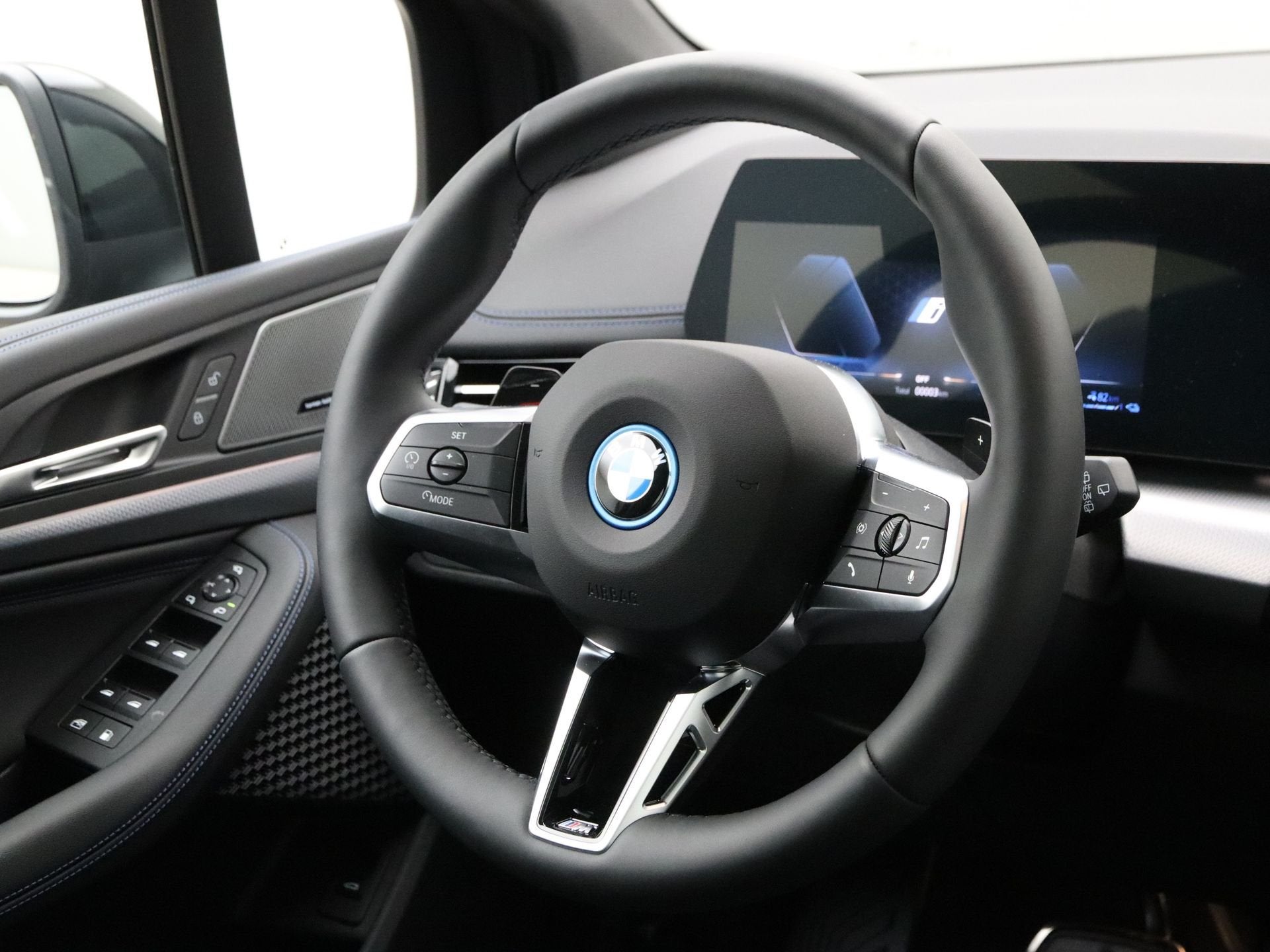 BMW 2 Serie 225e Active Tourer xDrive M-Sport (bj 2026), Automaat, Dealer onderhouden, 1800 kg, Gebruikt