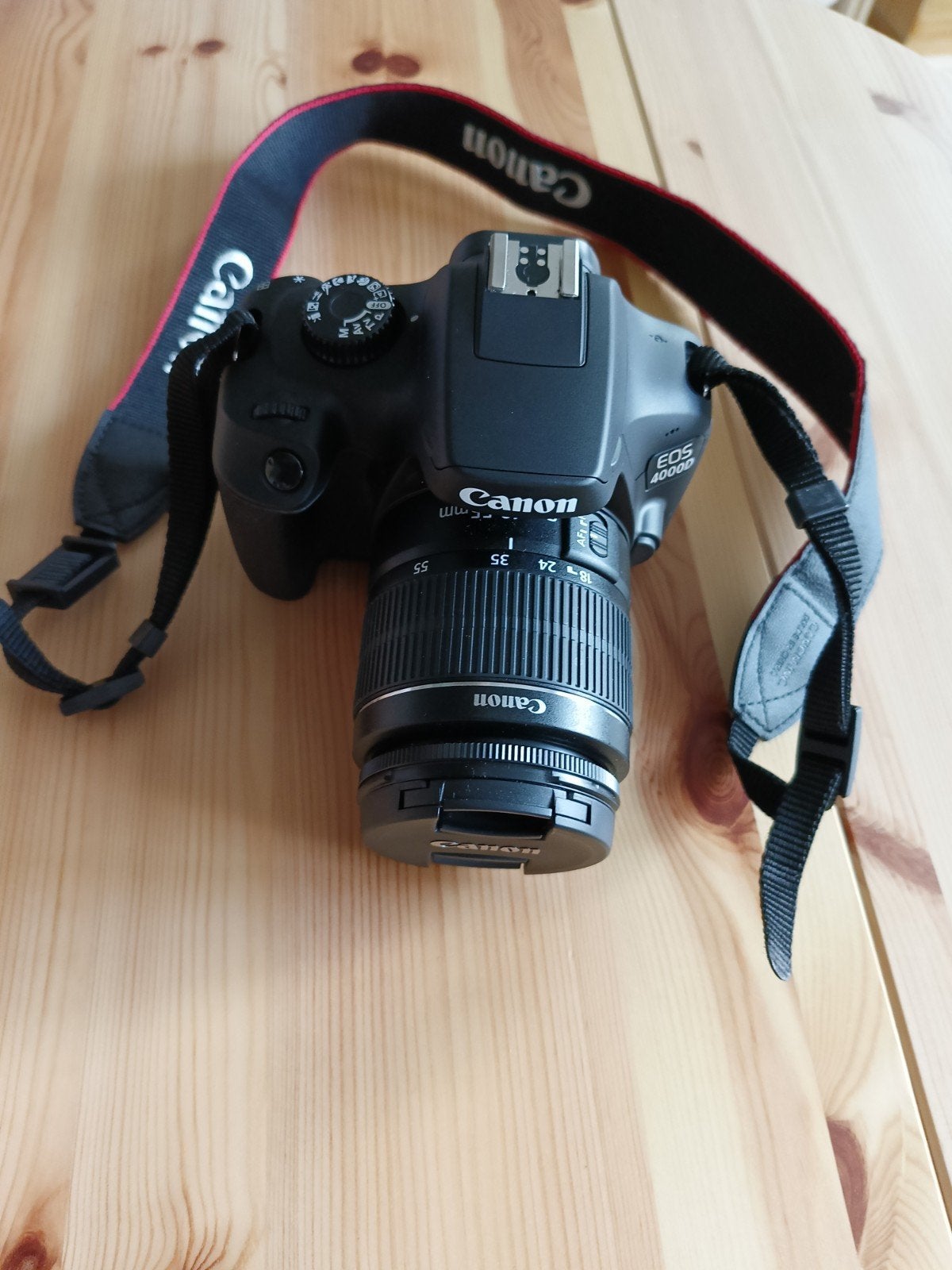 Canon EOS 4000D Spiegelreflexcamera met 18-55mm lens, Audio, Tv en Foto, Fotocamera's Digitaal, Spiegelreflex, Canon, Zo goed als nieuw