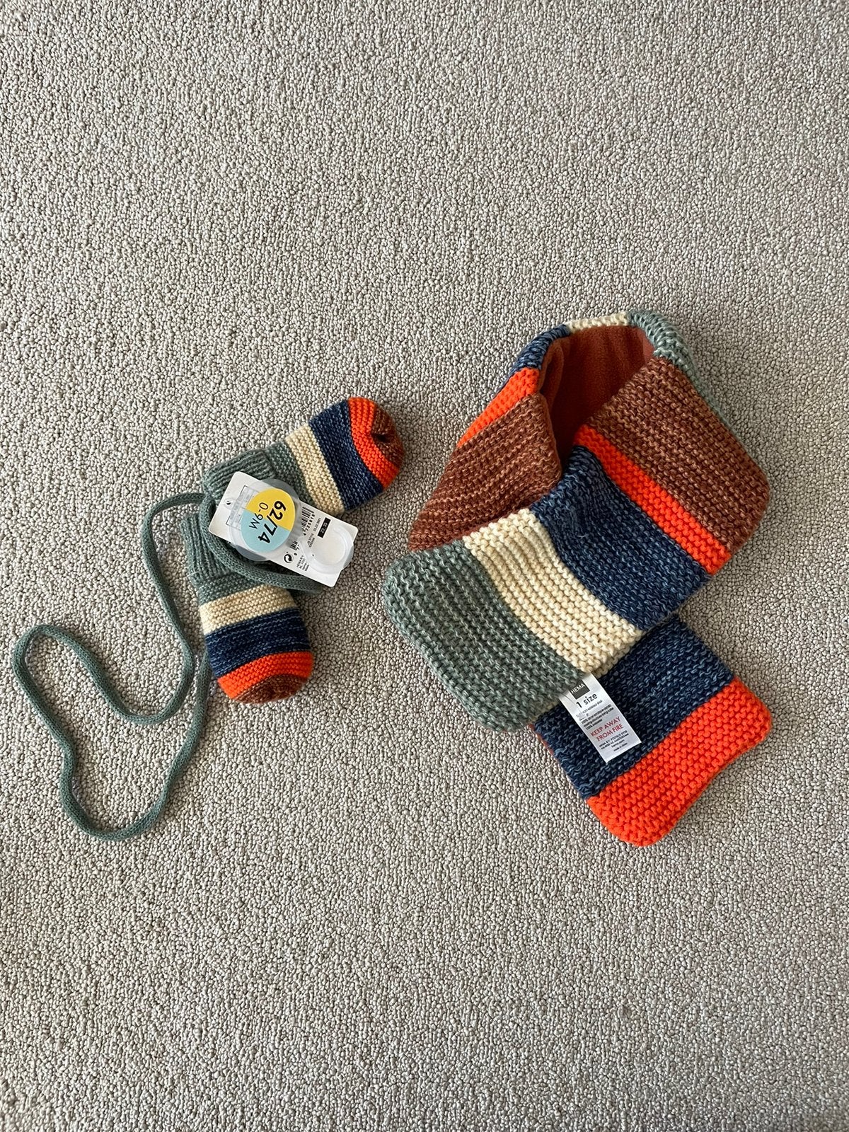Handschoen en sjaal Hema, Ophalen, Setje, Jongen of Meisje, Nieuw