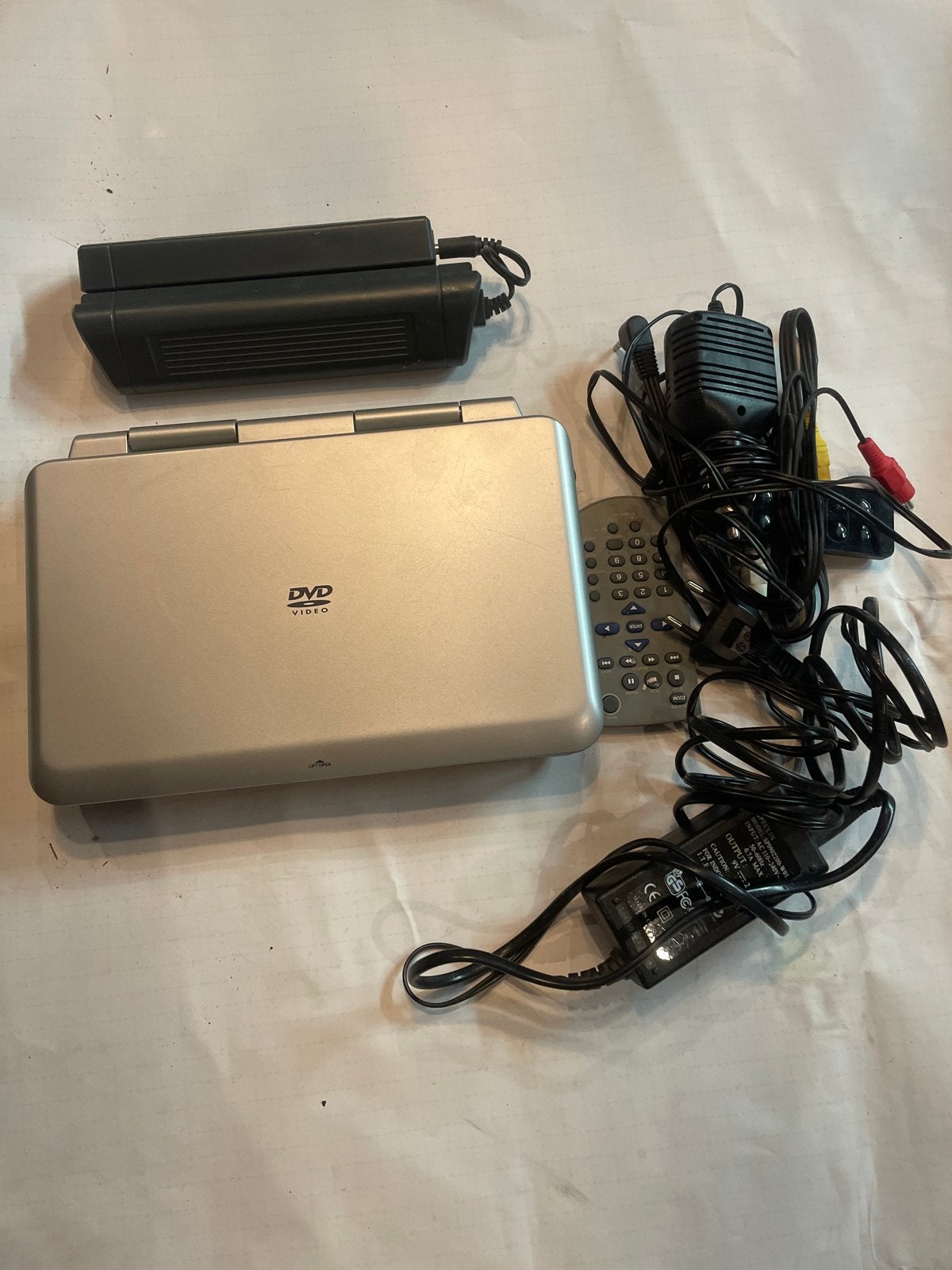 Proline DVDDP620W Draagbare DVD Speler met Afstandsbediening, Gebruikt, Draagbaar, Ophalen, Overige merken