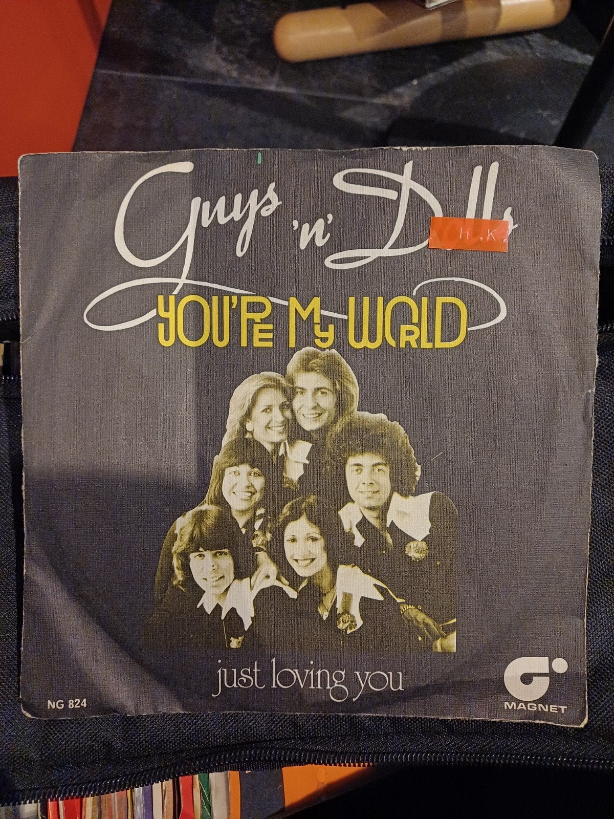Guys 'n' Dolls - You're My World / Just Loving You (Single), LP, Gebruikt, Pop, 7 inch