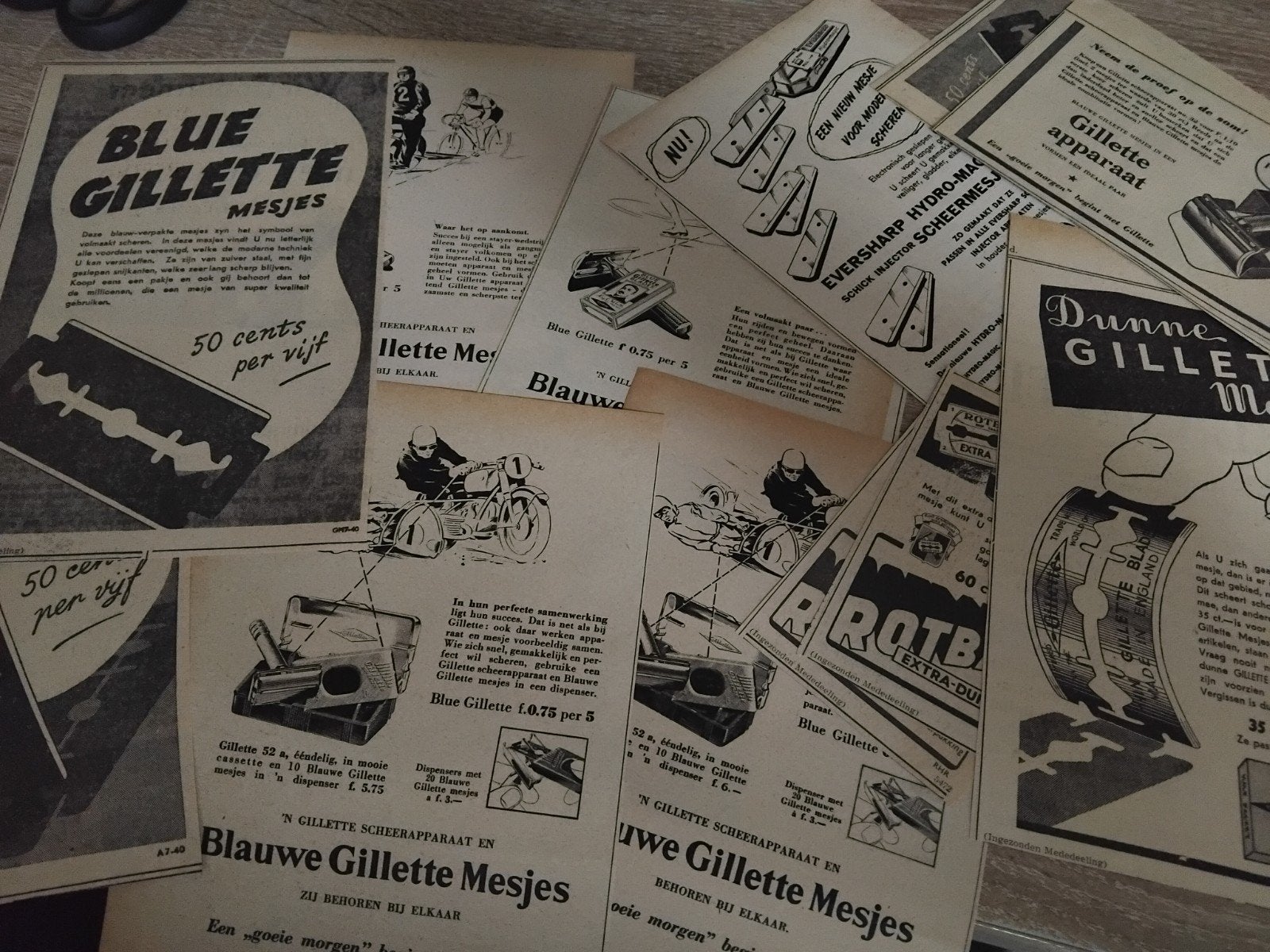 17x Scheermesjes advertenties., Verzamelen, Ophalen of Verzenden, 1940 tot 1960, Knipsel(s)