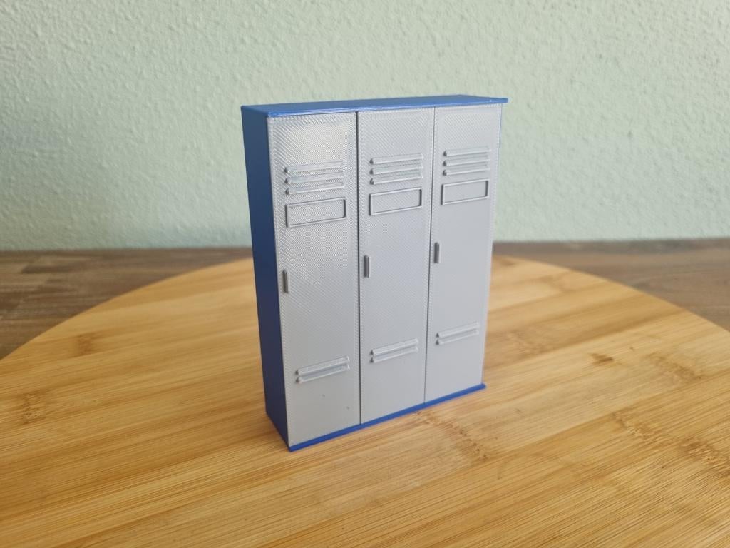 Diorama werkplaats locker kast 3 deurs 1:18 nieuw!, Groter dan 1:35, Nieuw, Ophalen of Verzenden, Diorama