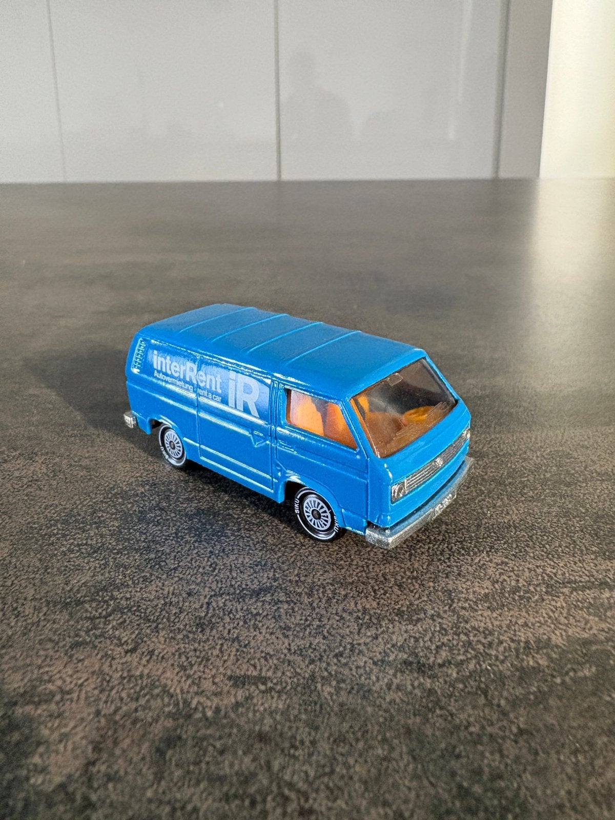Siku VW Transporter InterRent, Ophalen of Verzenden, Zo goed als nieuw, Auto, SIKU