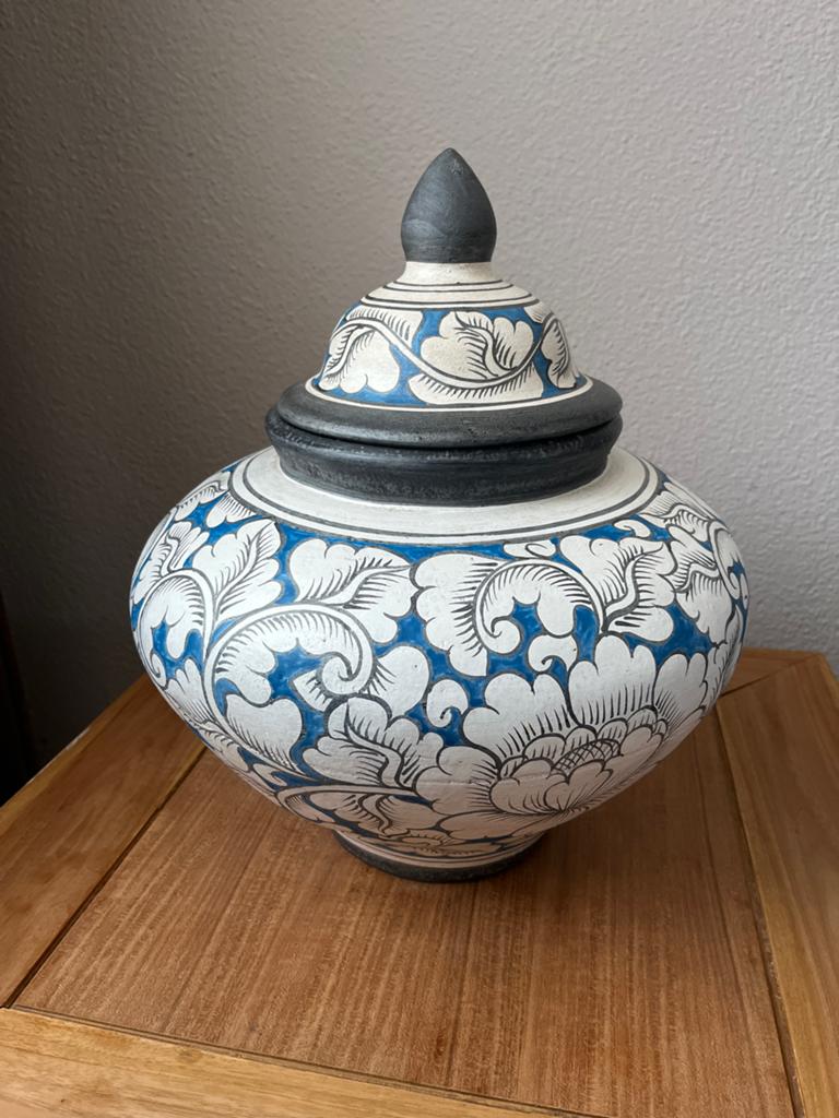 Decoratieve Oosterse Vaas, Ophalen