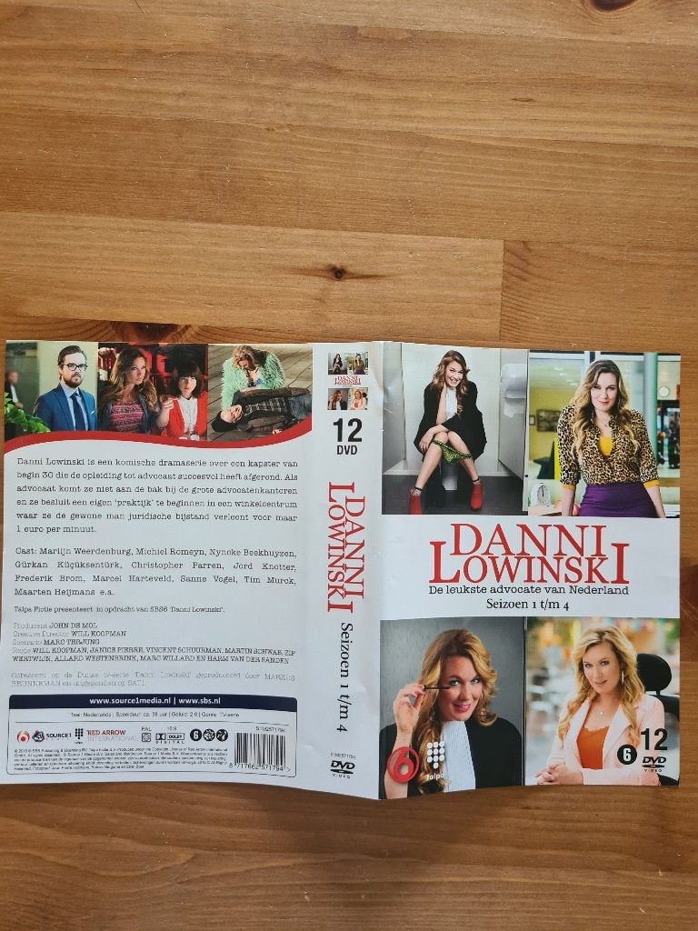Danni Lowinski - Seizoen 1 t/m 4 - DVD Boxset, Vanaf 6 jaar, Ophalen of Verzenden, Zo goed als nieuw, Komedie