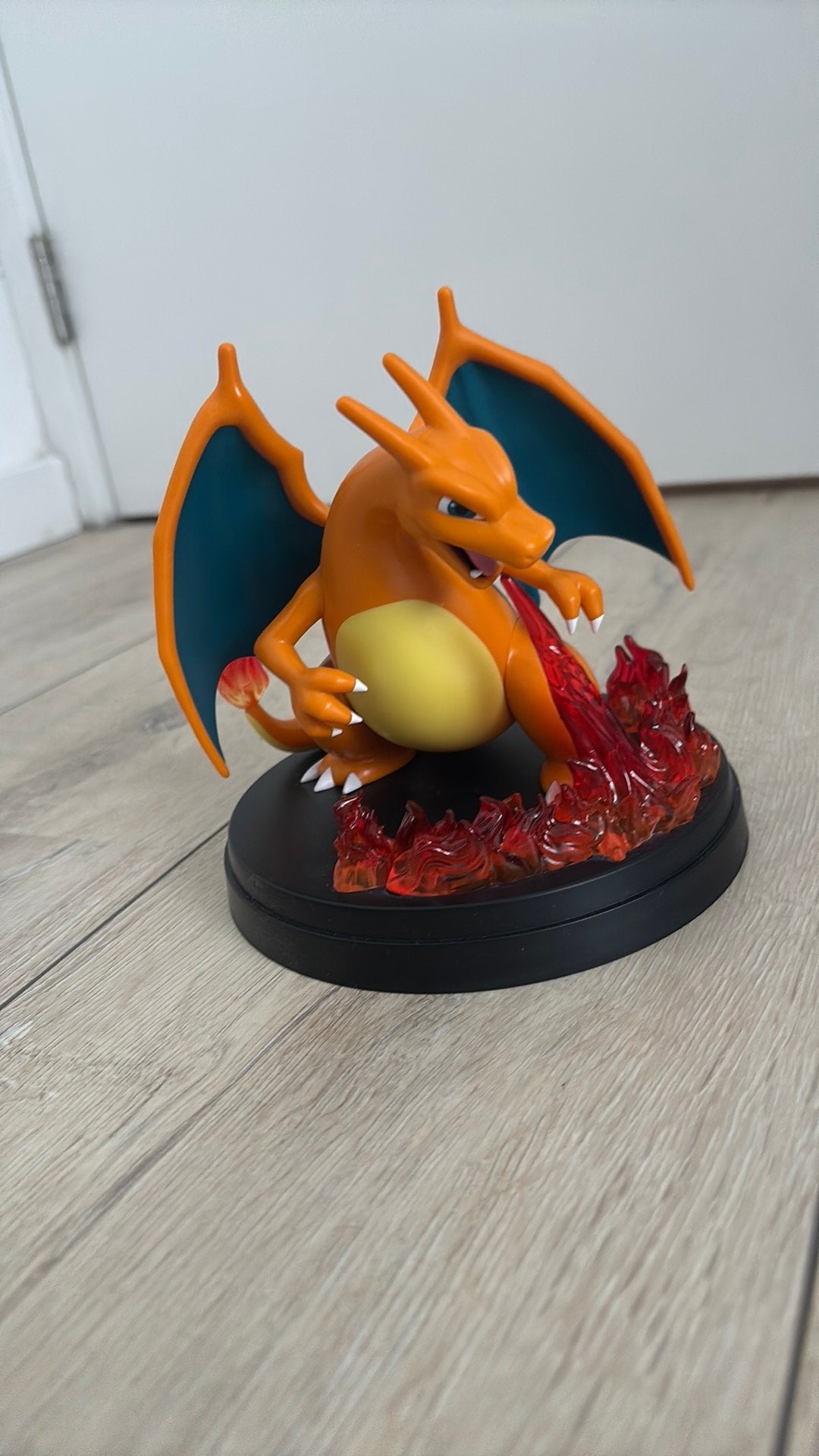Charizard beeldje / kaarthouder Pokémon, Ophalen of Verzenden, Zo goed als nieuw