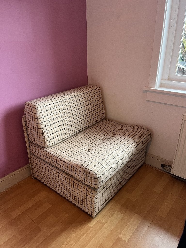 Slaapfauteuil / uitklapbed met stof, Ophalen, Gebruikt, 75 tot 100 cm, Stof