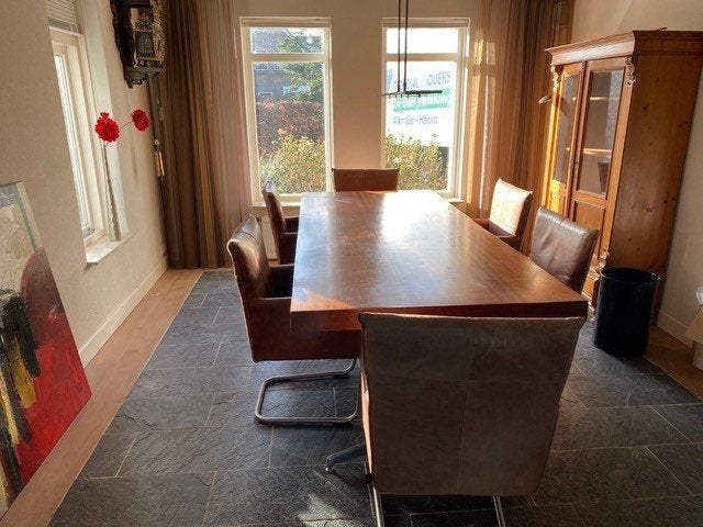 Jess Design eettafel met 6 stoelen, Ophalen, Gebruikt, Modern, Robuust, 4 tot 6 stoelen
