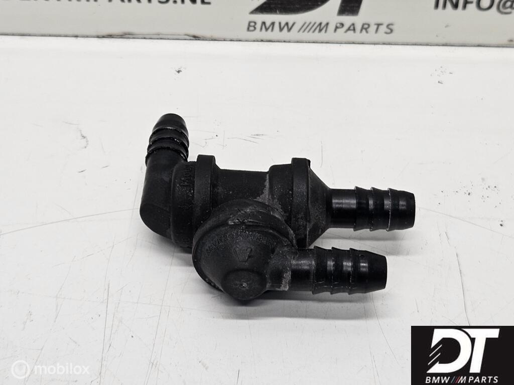 Terugslagklep rembooster BMW E34 M5 S38 34332226386, Gebruikt, Ophalen of Verzenden, BMW, BMW
