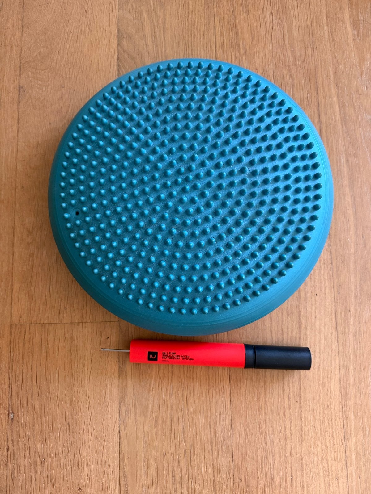 TOGU Dynair Balanskussen met pomp, Ophalen of Verzenden, Zo goed als nieuw, Buik, Balansbord
