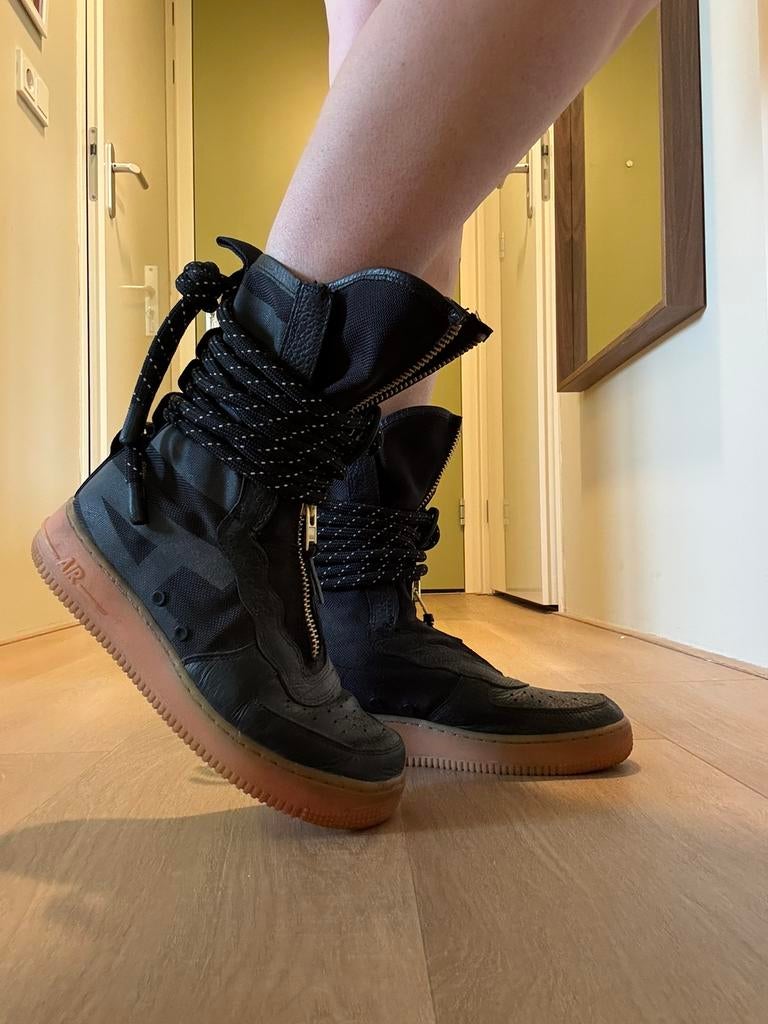 Nike Air Force laarzen, Ophalen of Verzenden, Zo goed als nieuw, Zwart, Sneakers of Gympen