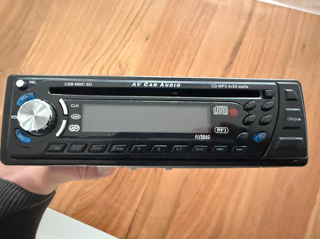 AV Car Audio Radio CD MP3 Speler USB MMC SD AUX, Auto diversen, Autoradio's, Ophalen of Verzenden, Zo goed als nieuw