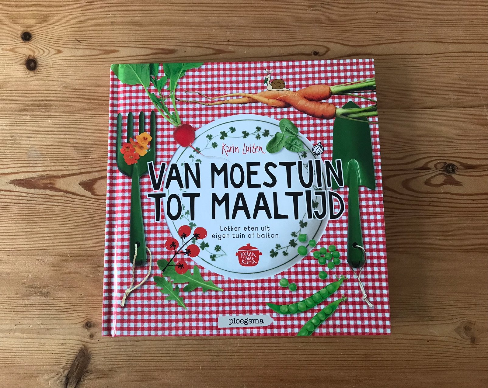 Karin Luiten - Van moestuin tot maaltijd, Ophalen of Verzenden, Zo goed als nieuw, Karin Luiten