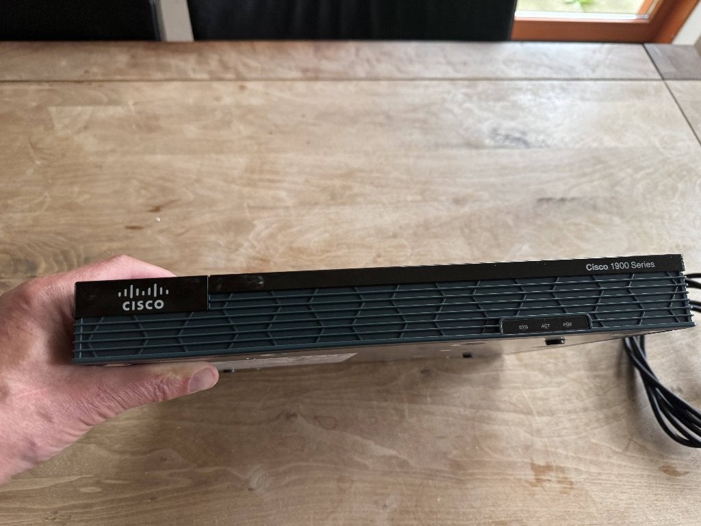 Cisco 1921 router + EHWIC-4ESG 4-port 10/100/1000 LAN-card, Computers en Software, Router, Cisco, Ophalen of Verzenden, Cisco