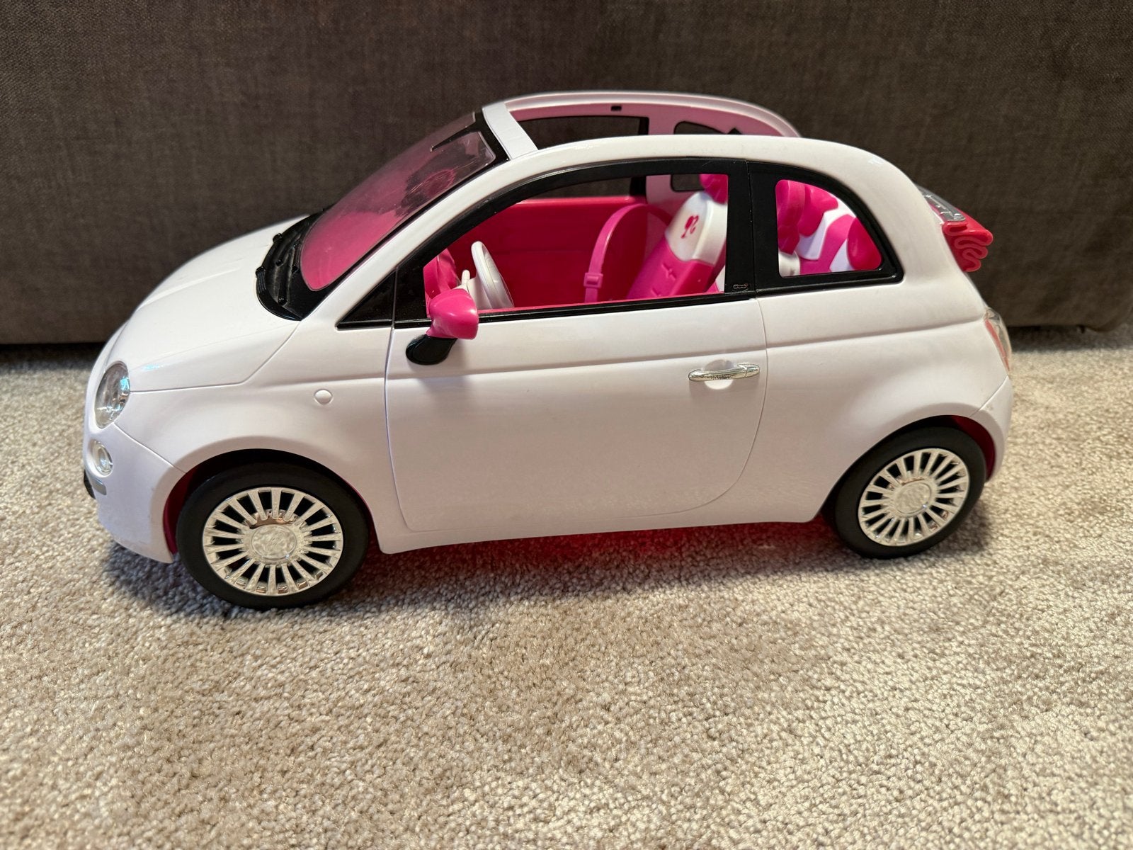 Barbie Fiat 500 Speelgoedauto - Wit met Roze Interieur, Ophalen of Verzenden, Gebruikt, Meisje
