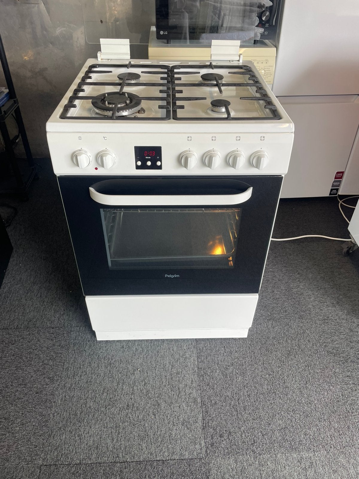 Goedwerkend Pelgrim gasfornuis, Witgoed en Apparatuur, Fornuizen, Ophalen, Zo goed als nieuw, Gas, 85 tot 90 cm