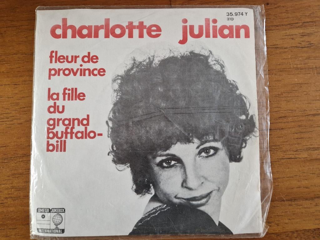 Charlotte Julian – Fleur De Province / La Fille Du Grand Buf, Overige genres, 7 inch, Single, Ophalen of Verzenden
