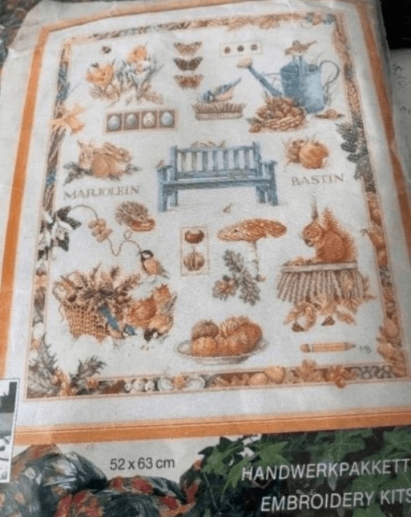 BORDUURPAKKET LANARTE 34263 MARJOLEIN BASTIN SEIZOENEN, Verzenden, Zo goed als nieuw, Handborduren, Borduurpakket