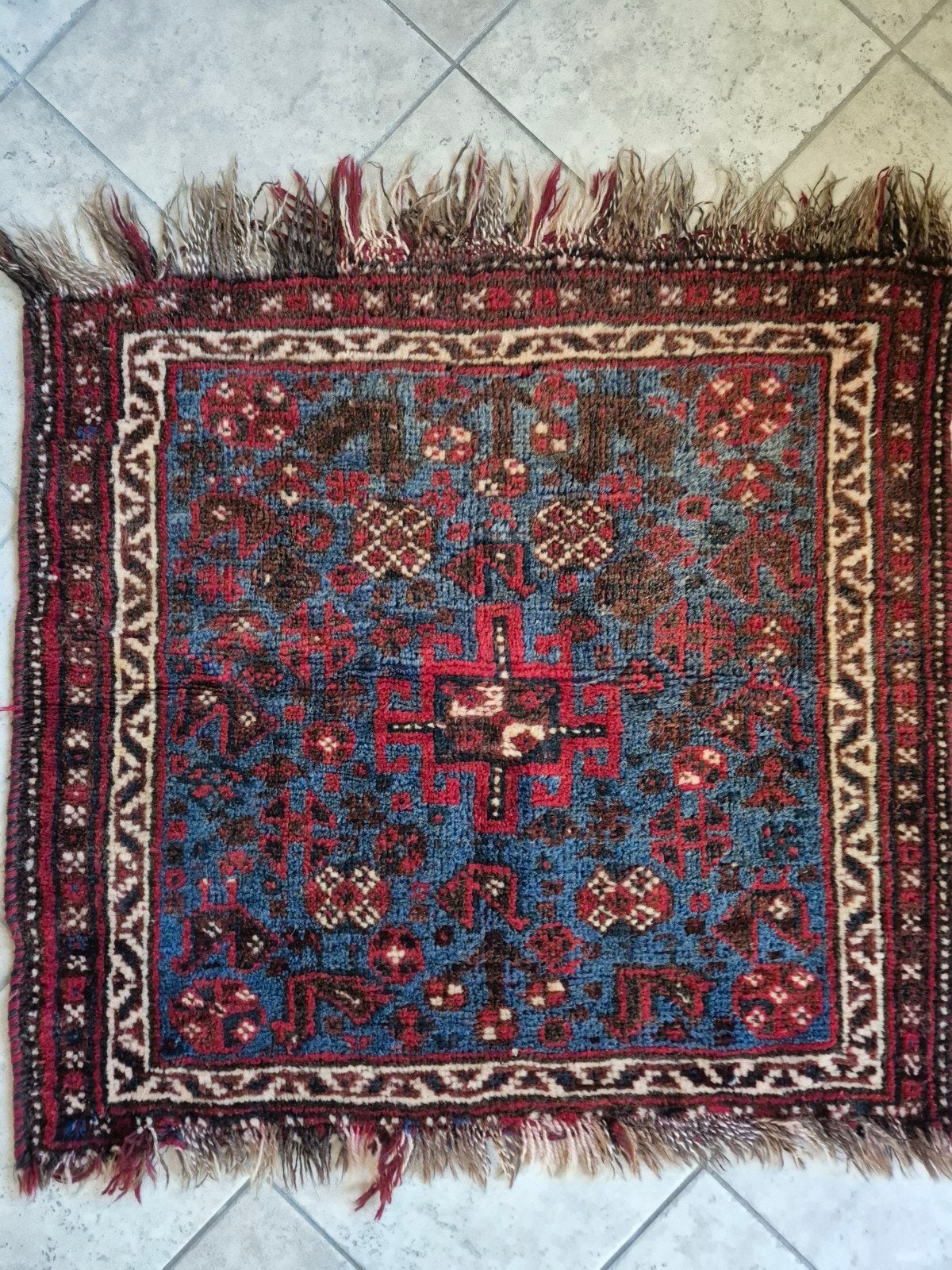 Kleed met fraanjes vintage vierkant smyrna ?, Antiek en Kunst, Antiek | Kleden en Textiel, Ophalen of Verzenden