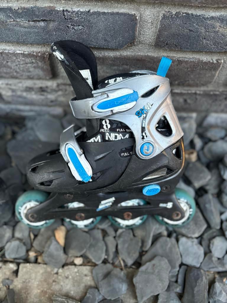 Verstelbare Inline Skates voor Kinderen - Maat 30-33, Sport en Fitness, Skeelers, Zo goed als nieuw, Inline skates 4 wielen, Overige merken
