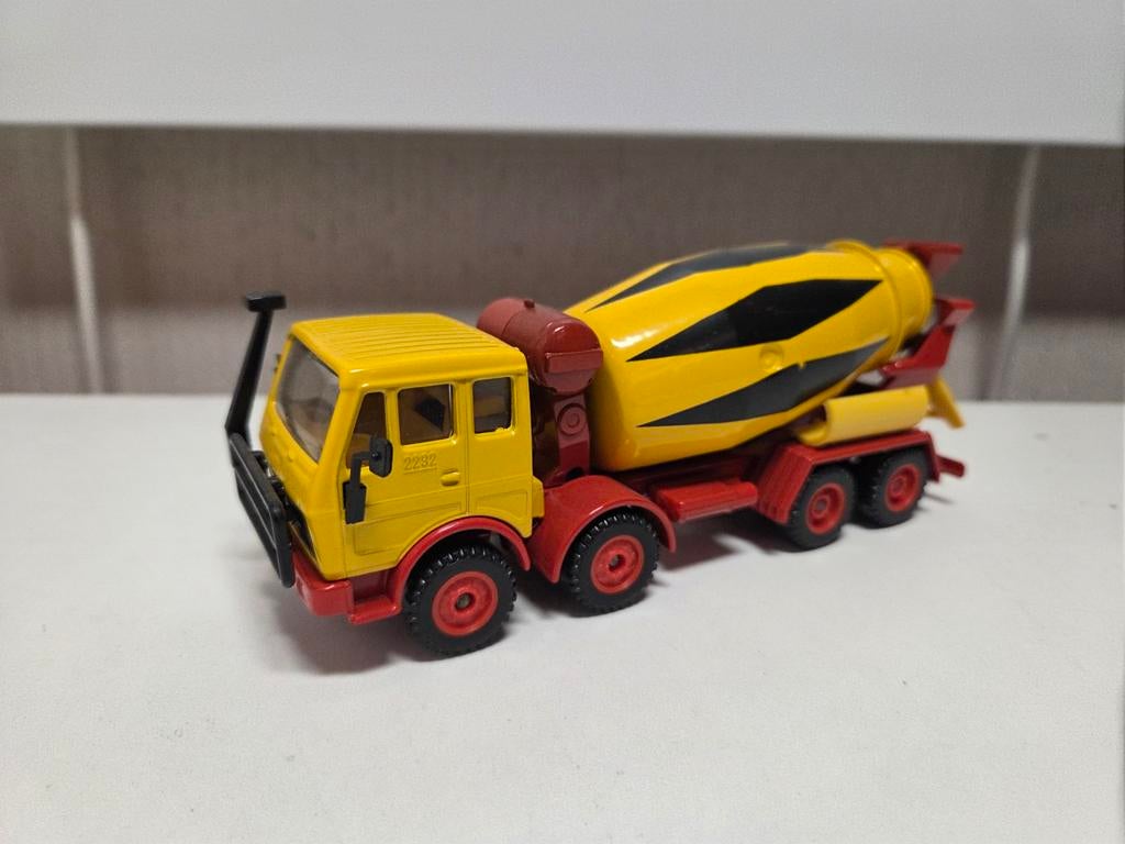 Siku Mercedes Benz cementmixer, Ophalen of Verzenden, Zo goed als nieuw, Auto, SIKU