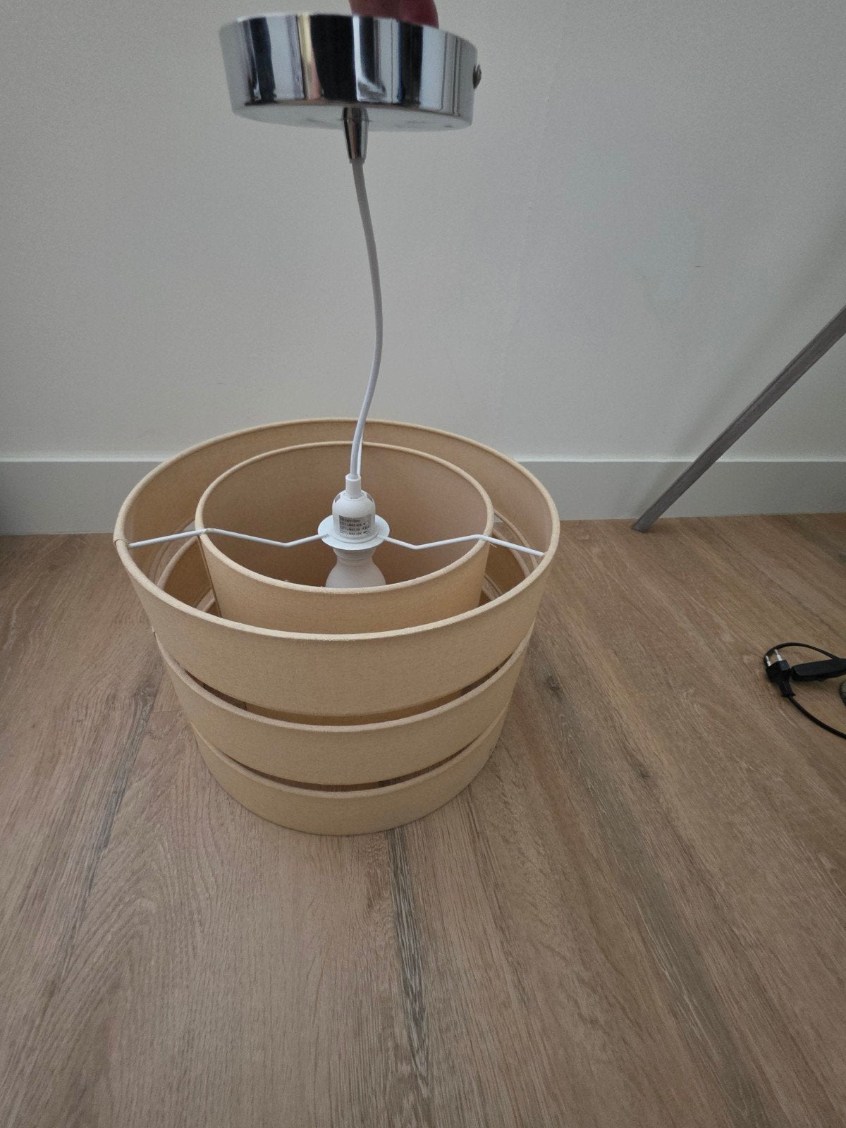 Moderne hanglamp met stoffen kappen, Ophalen, Metaal, E27 (groot), Zo goed als nieuw