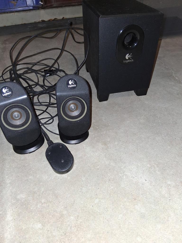 Logitech X-210 2.1 Luidsprekerset met Subwoofer, Ophalen of Verzenden, Gebruikt, Audiokanaal 2.1, Logitech