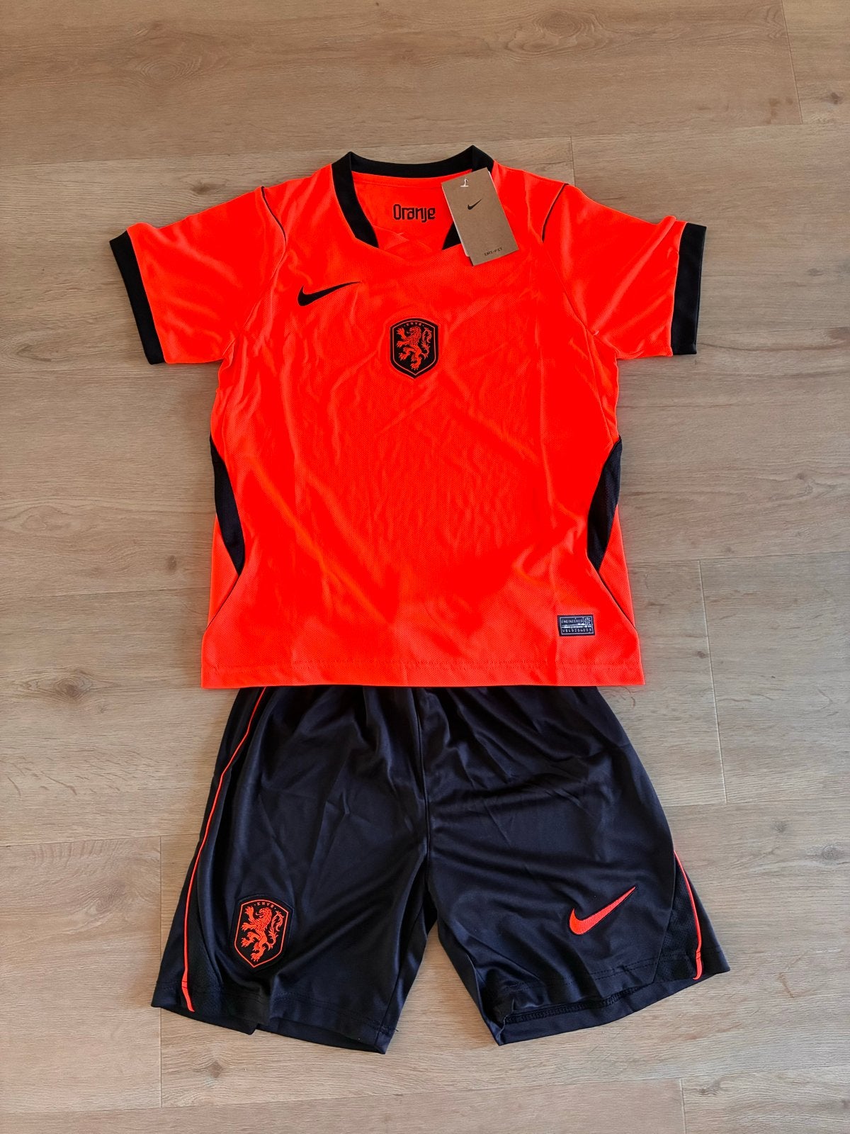 Nederland voetbaltenue Nike - 140/152 (maat 26), Maat XS of kleiner, Ophalen of Verzenden, Nieuw, Set