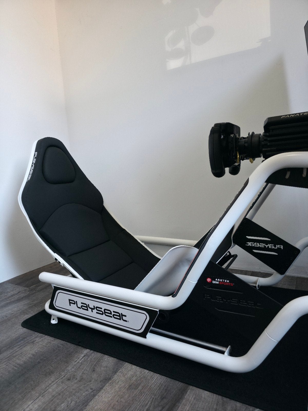 Foto 9 van Complete Simrig! Fanatec DD 18nm, F1 V2.5, Simnet, Haptics!