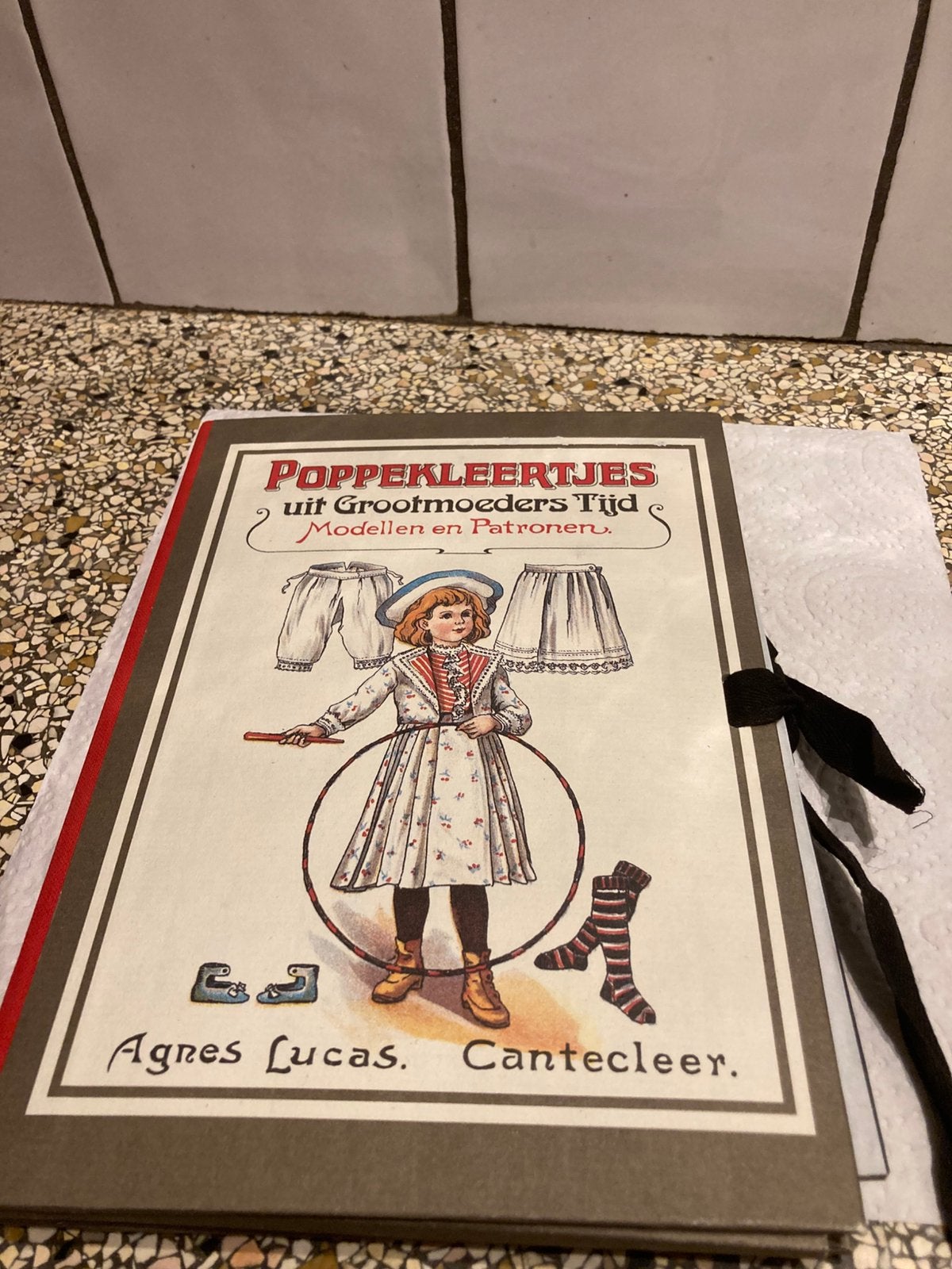 Poppenkleren patronen, Boeken, Ophalen of Verzenden, Zo goed als nieuw