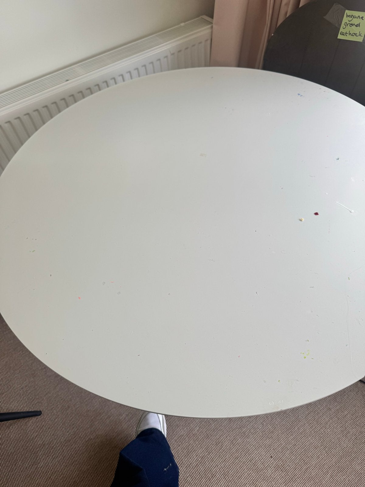 Gratis ronde tafel (100x100 cm) met kleine beschadiging, Ophalen, Gebruikt, Rond, 100 tot 150 cm