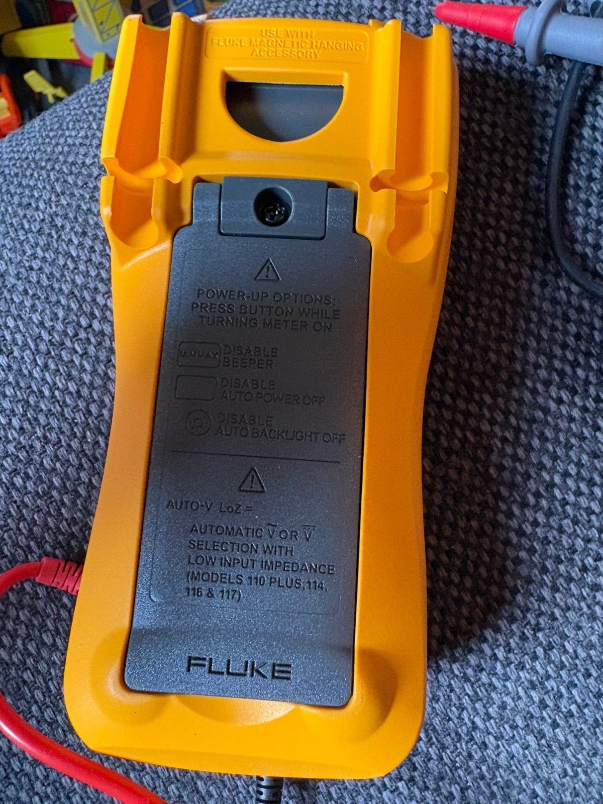 NIEUWE 114 True-RMS Multimeter met garantie factuur, Ophalen, Nieuw, Multimeter