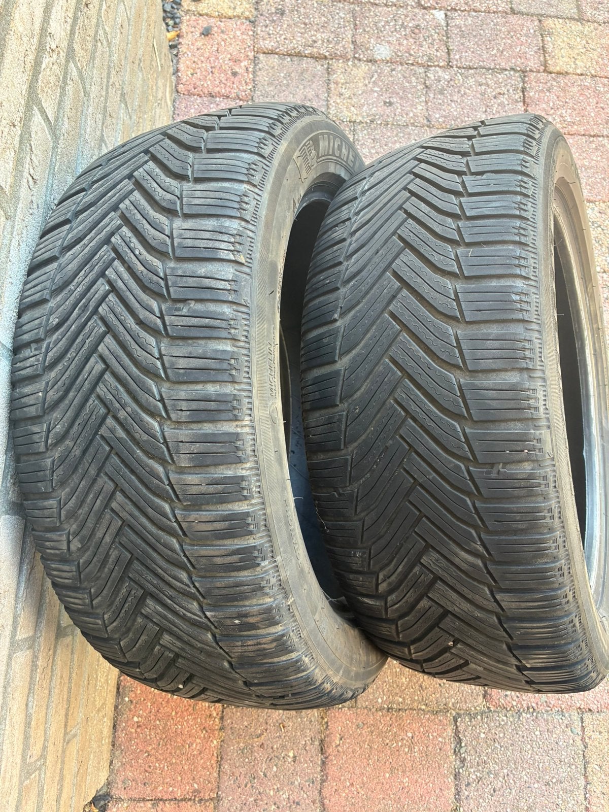 2x Michelin alpin 6 winterbanden 215/50/17, Ophalen, 17 inch, Winterbanden, Band(en)