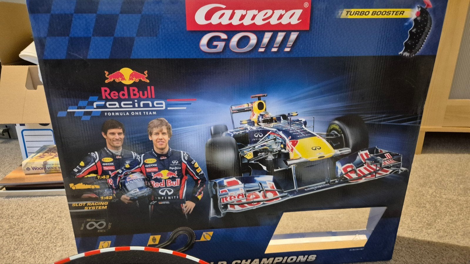 Carrera GO!!! Red Bull Racing racebaan met extra auto's, Ophalen