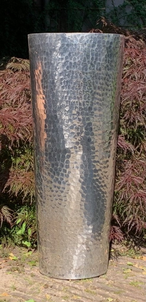 Grote aluminium gehamerde Vaas (100 cm hoog), Ophalen, Gebruikt, Met patroon/structuur, 100 cm