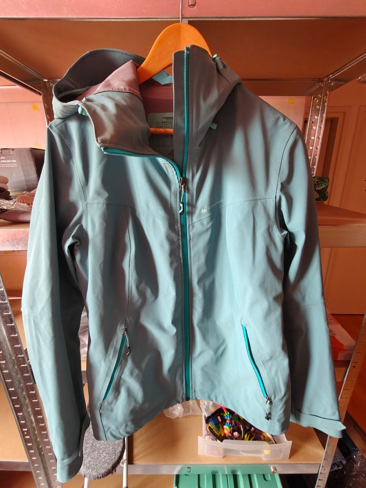 Quechua Dames Outdoor Jas - Maat L, Blauw, Maat 42/44 (L), Ophalen of Verzenden, Zo goed als nieuw