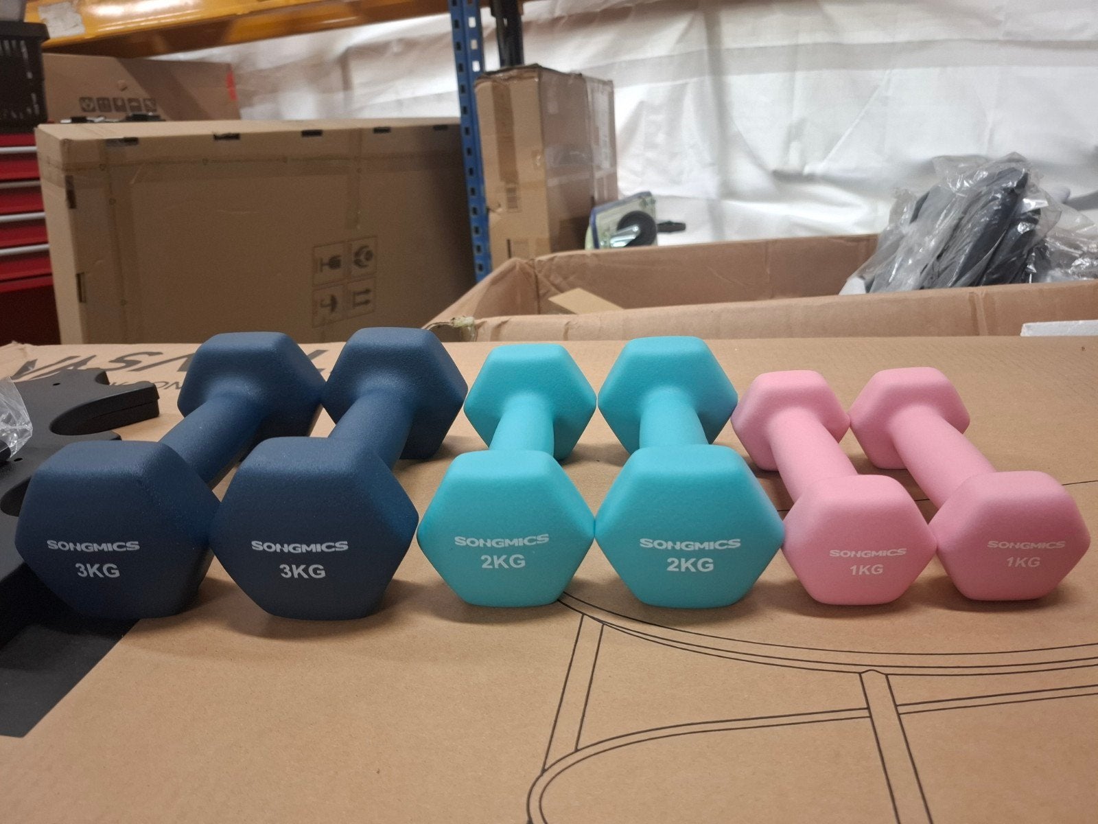 Dumbbellset met rekje (1kg, 2kg, 3kg) -  nieuw, Ophalen of Verzenden, Zo goed als nieuw, Benen, Dumbbell