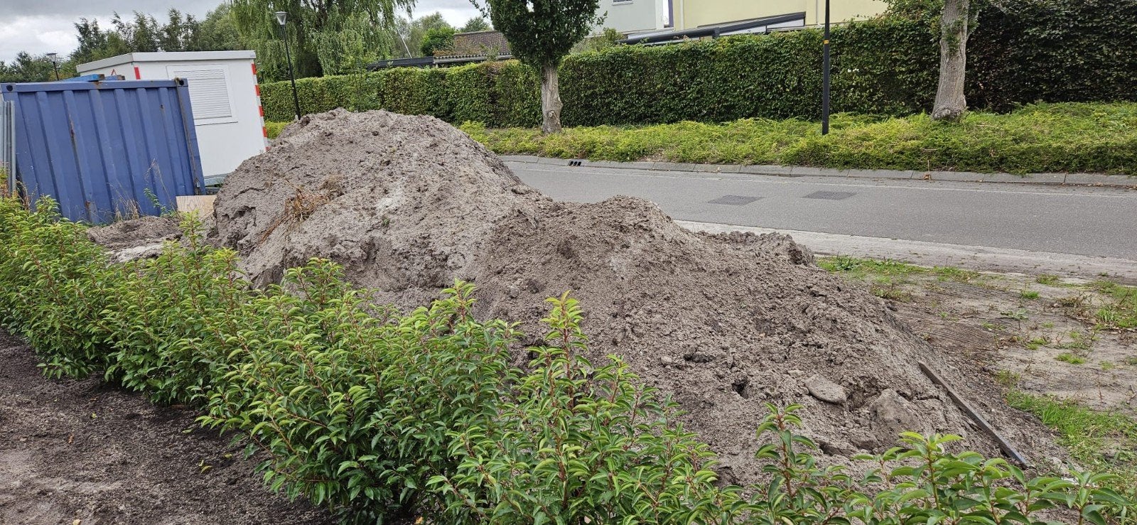 Gratis Ophoogzand/Tuinaarde af te halen