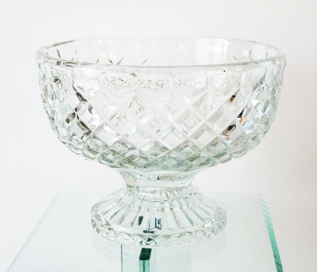 kristallen fruitschaal, Ophalen of Verzenden, Zo goed als nieuw, Rond, Glas