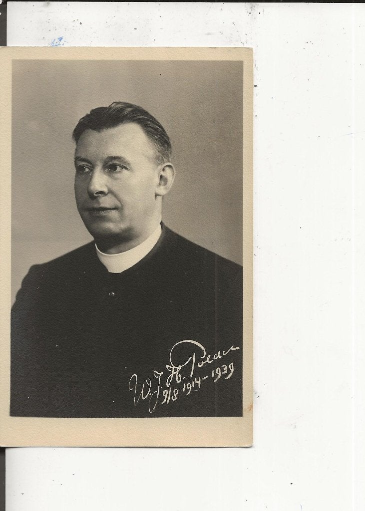 Ouddorp Pater Laurentius Fotokaart 1914-1939, Verzamelen, Ophalen of Verzenden, 1920 tot 1940, Ongelopen, Zuid-Holland