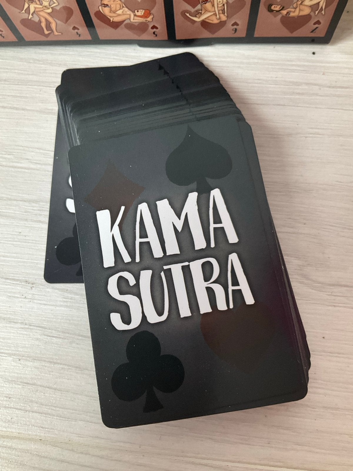 Kama Sutra speelkaarten in display 13 X, Een of twee spelers, Ophalen of Verzenden, Nieuw